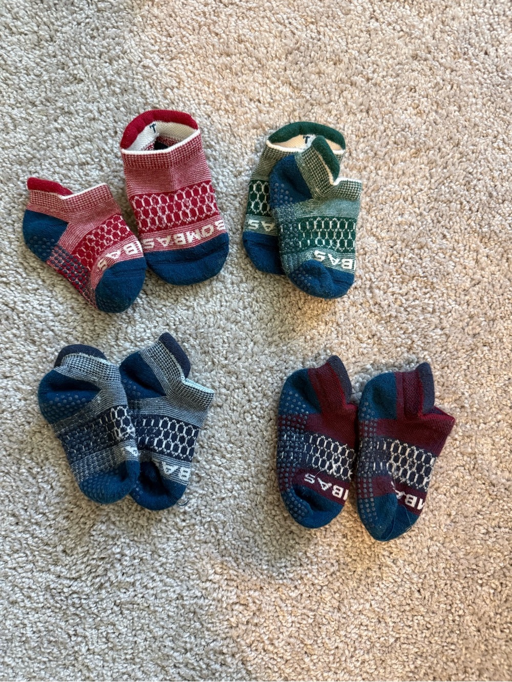Bombas Kids Non-Slip Ankle Socks - Multicolor (Blue, Red, Green)